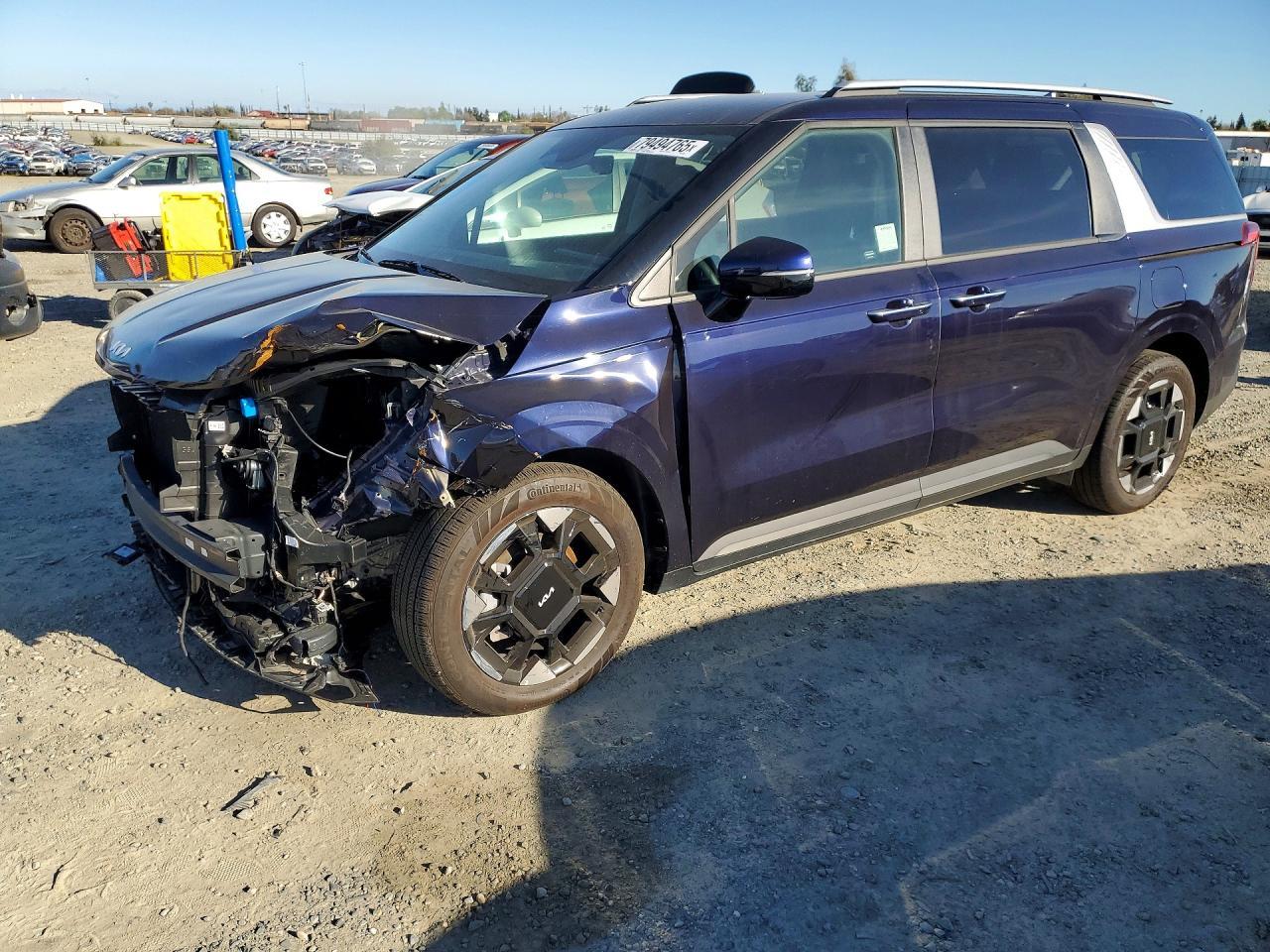 2025 Kia Carnival Ex