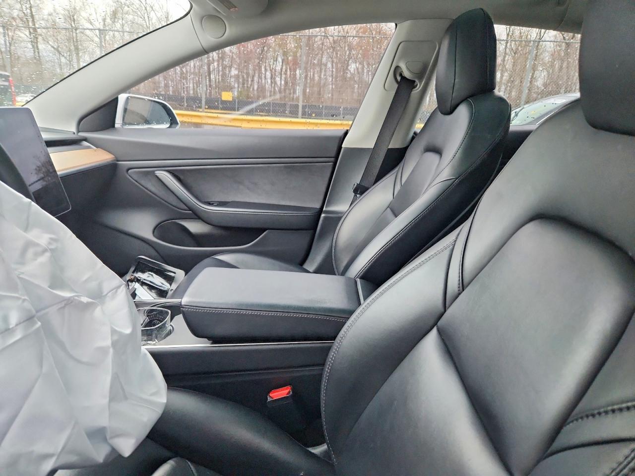 2019 Tesla 3 - Image 7