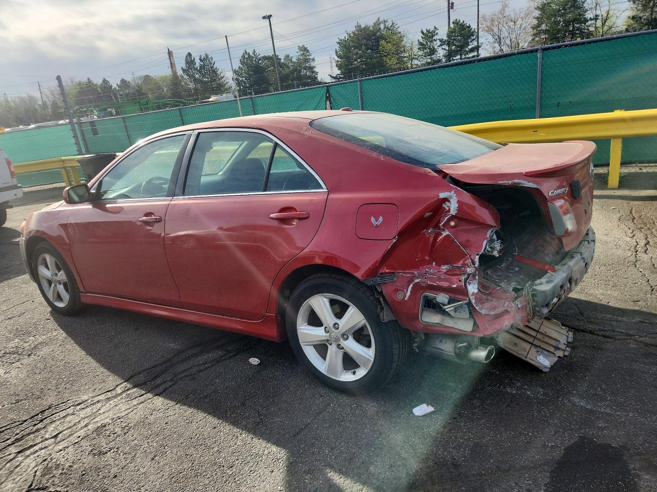 2011 Toyota Camry Se - Фото 2