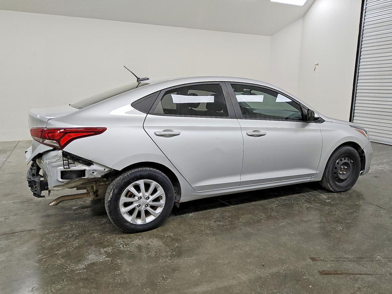 2018 Hyundai Accent Sel - Image 3