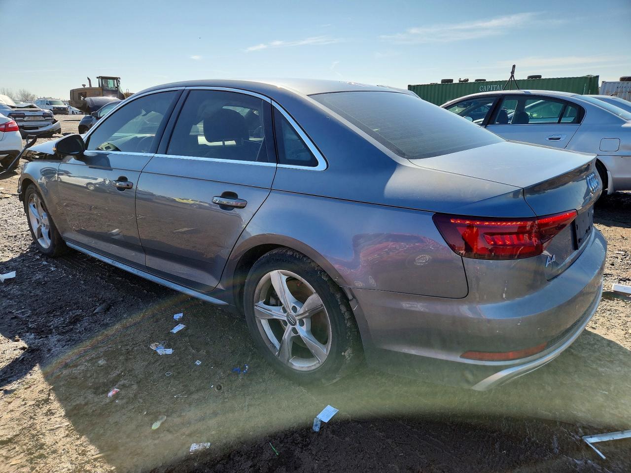 2019 Audi A4 Premium - Фото 2