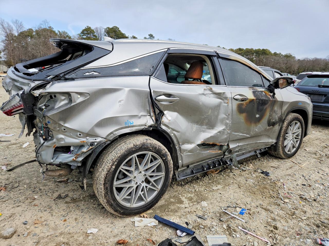 2022 Lexus Rx 350 - Фото 3