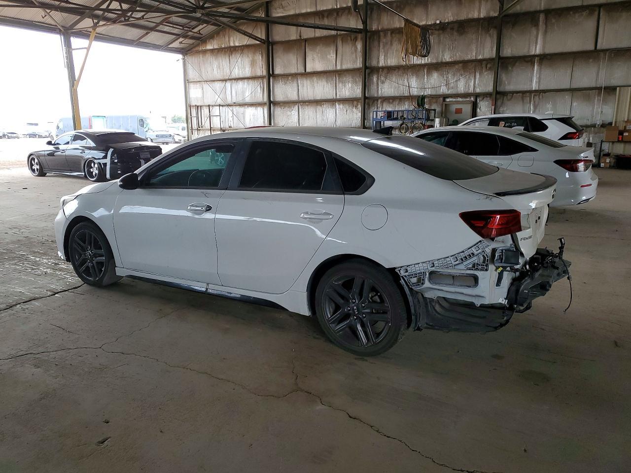 2020 Kia Forte Gt Line - Фото 2