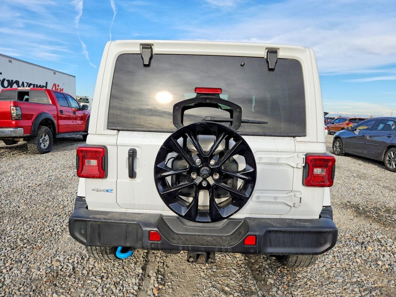 2024 Jeep Wrangler Sahara 4Xe - Фото 6