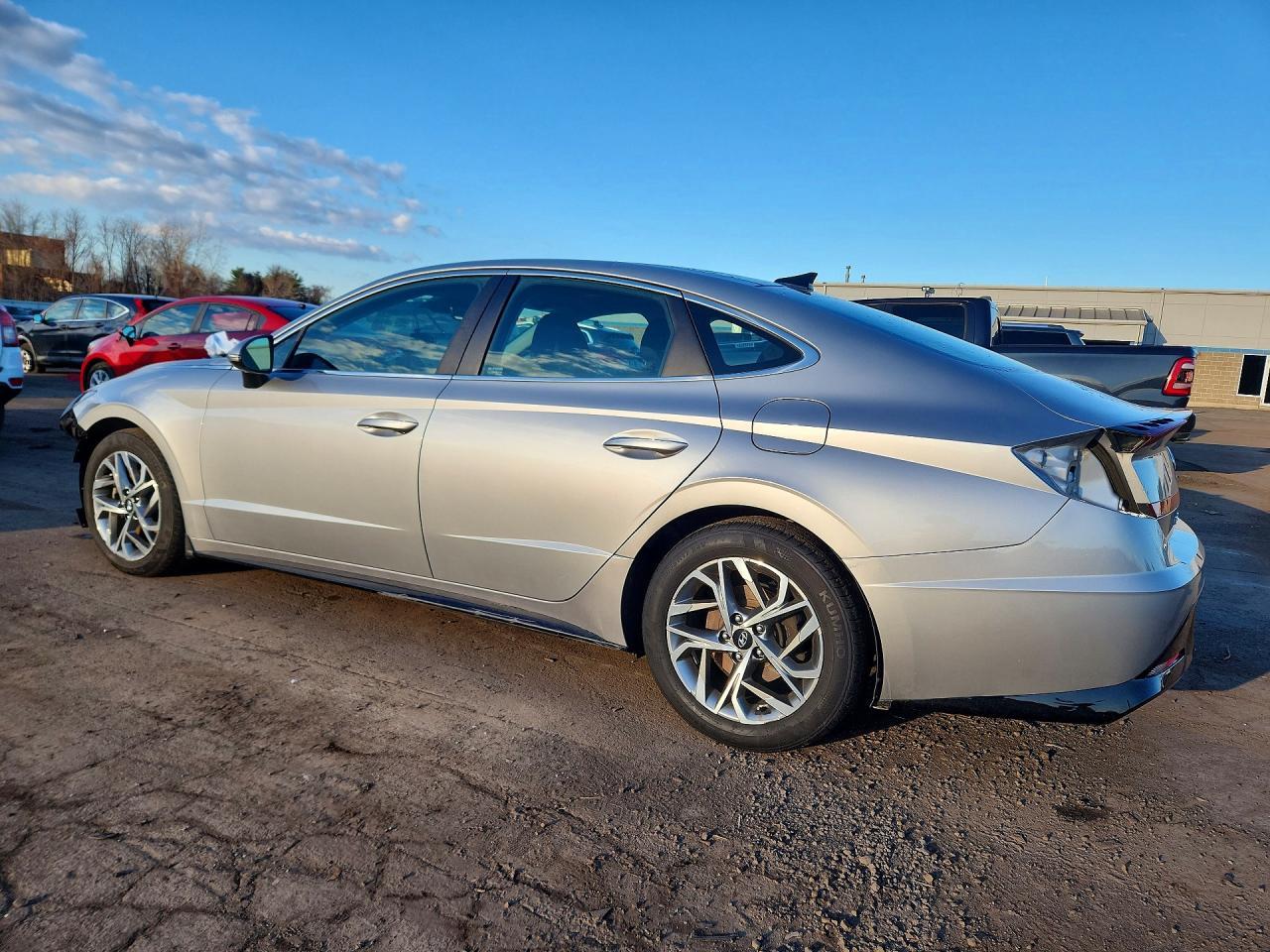 2021 Hyundai Sonata Sel - Фото 2