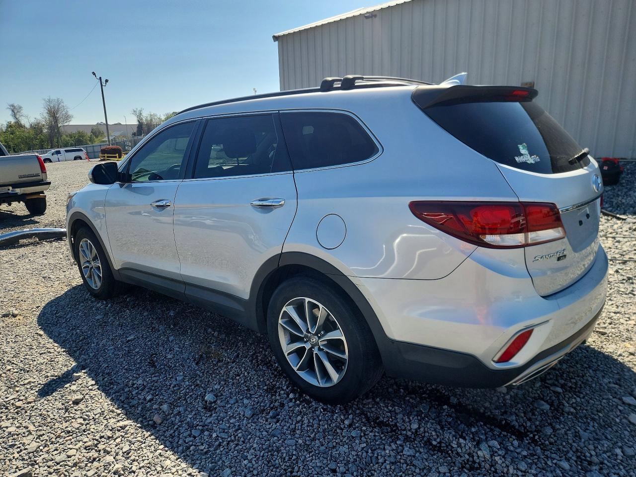 2019 Hyundai Santa Fe Xl Se - Image 2
