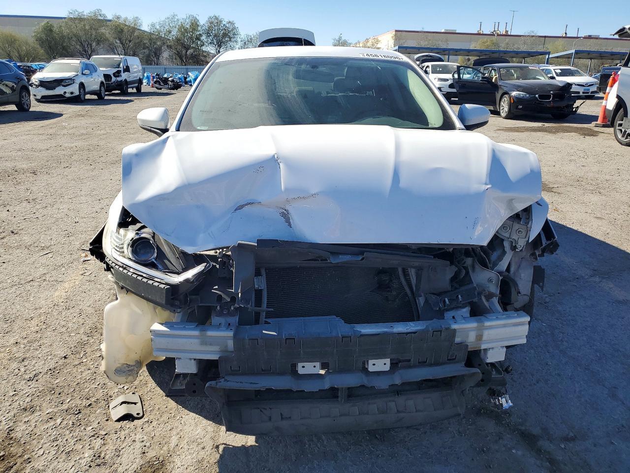 2015 Ford Fusion S - Фото 5