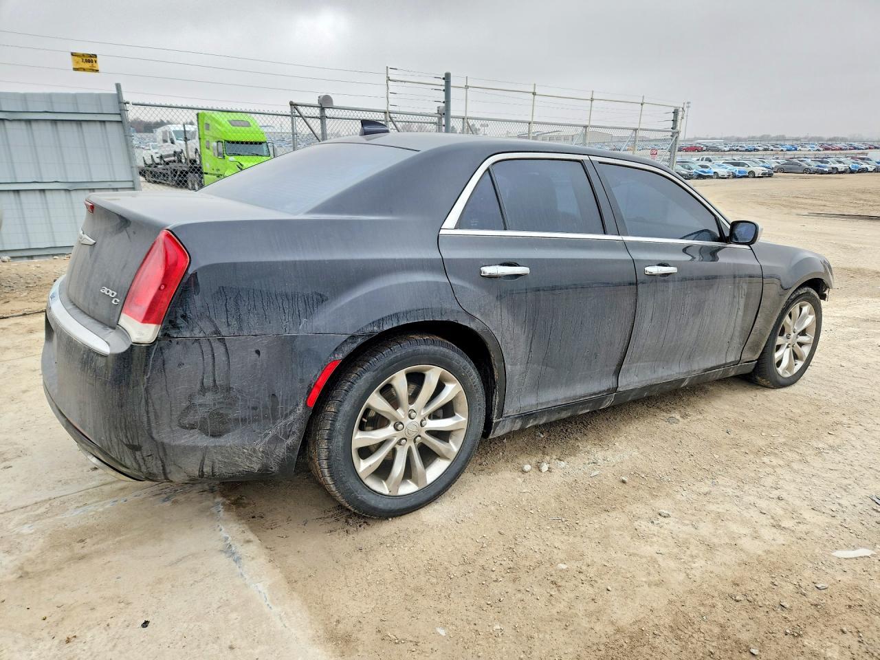 2017 Chrysler 300C - Image 3