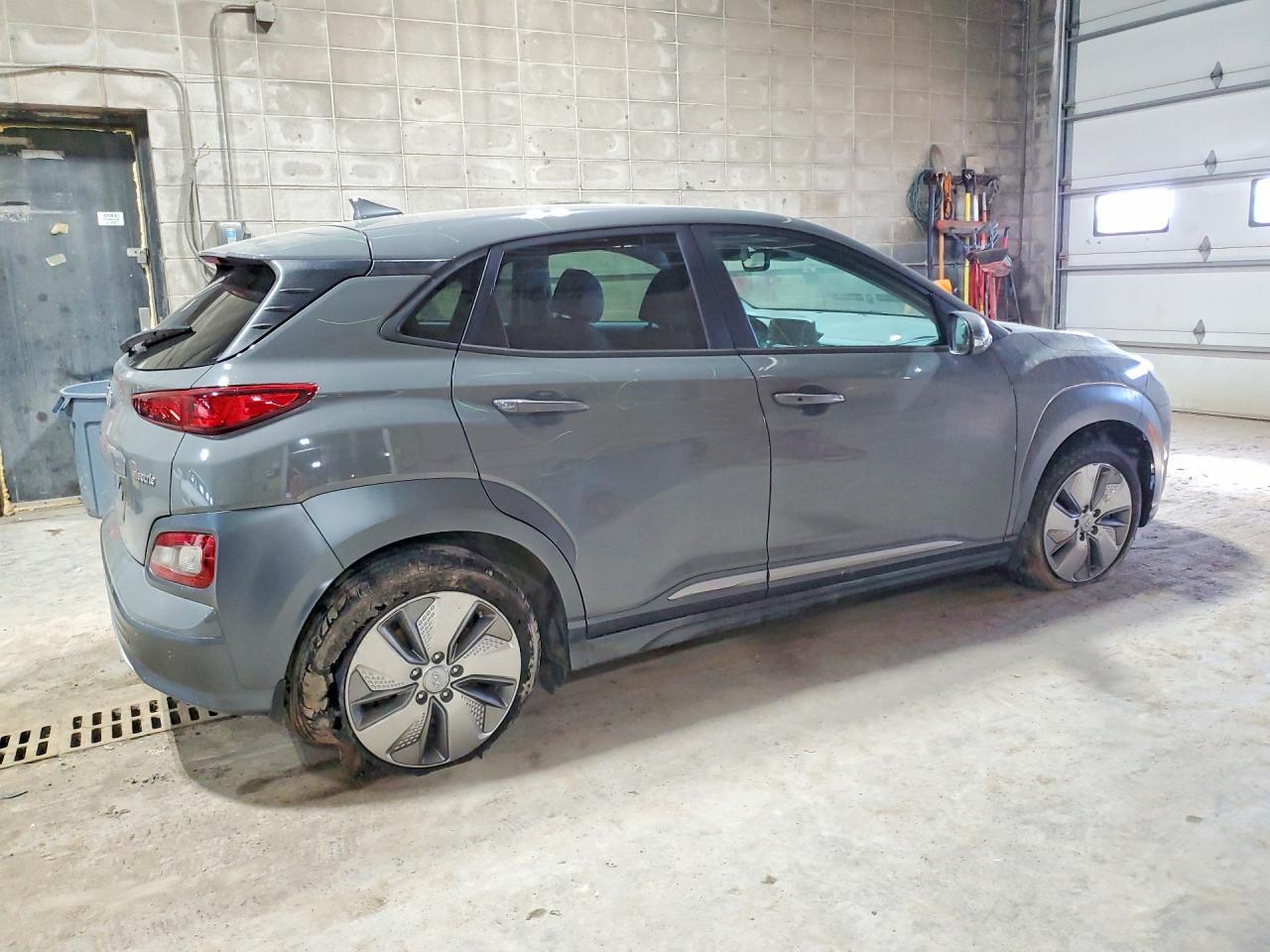 2021 Hyundai Kona Electric Limited - Фото 3