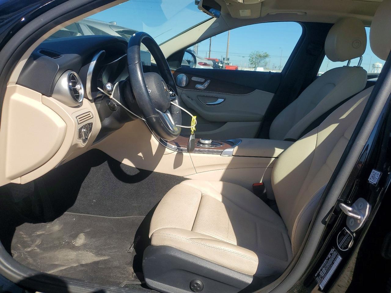 2020 Mercedes-Benz C 300 - Фото 7