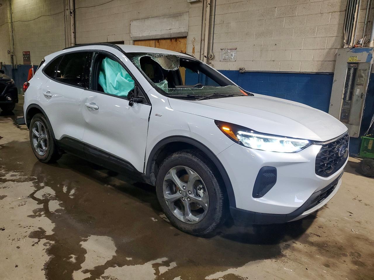 2026 Ford Escape St Line - Фото 4