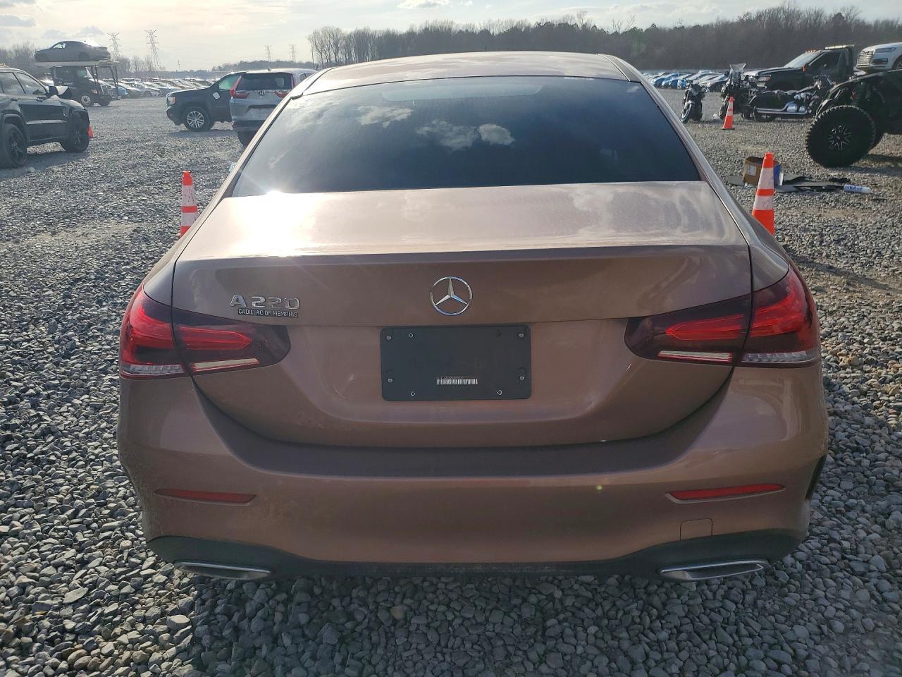 2022 Mercedes-Benz A 220 - Фото 6