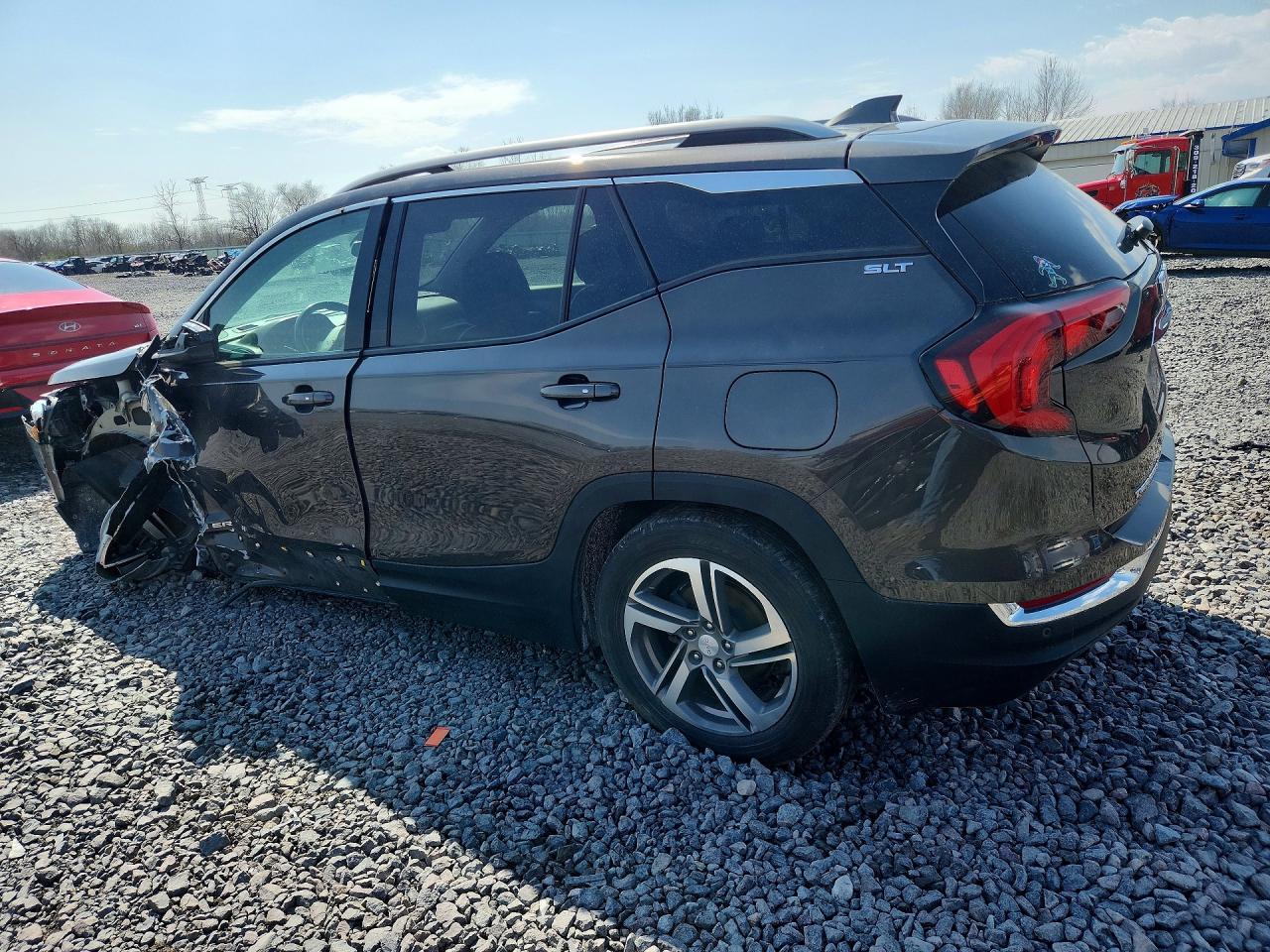 2020 GMC Terrain Slt - Image 2