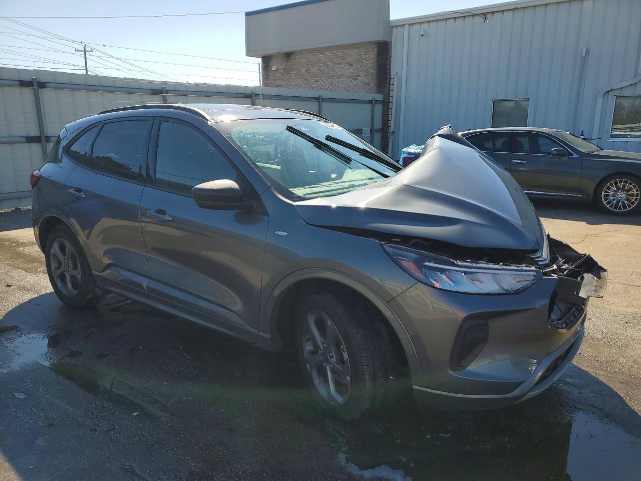 2023 Ford Escape St Line - Фото 4