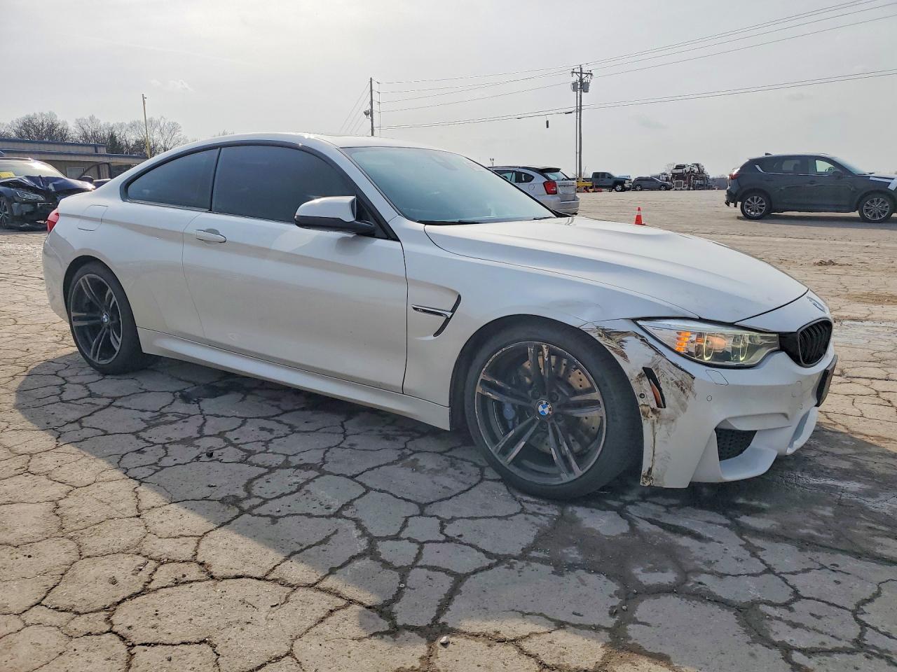 2016 BMW M4 - Фото 4