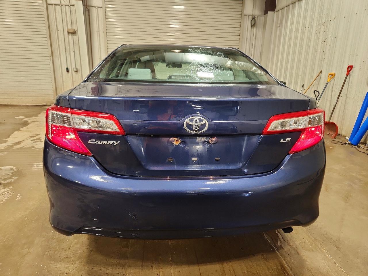 2014 Toyota Camry Le - Image 6