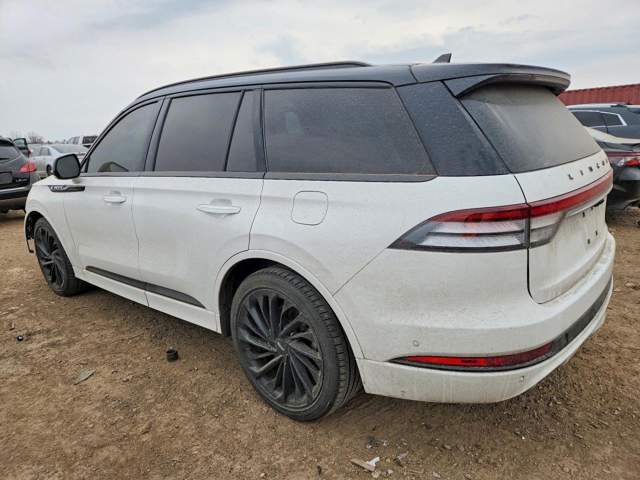2023 Lincoln Aviator Black Label - Image 2