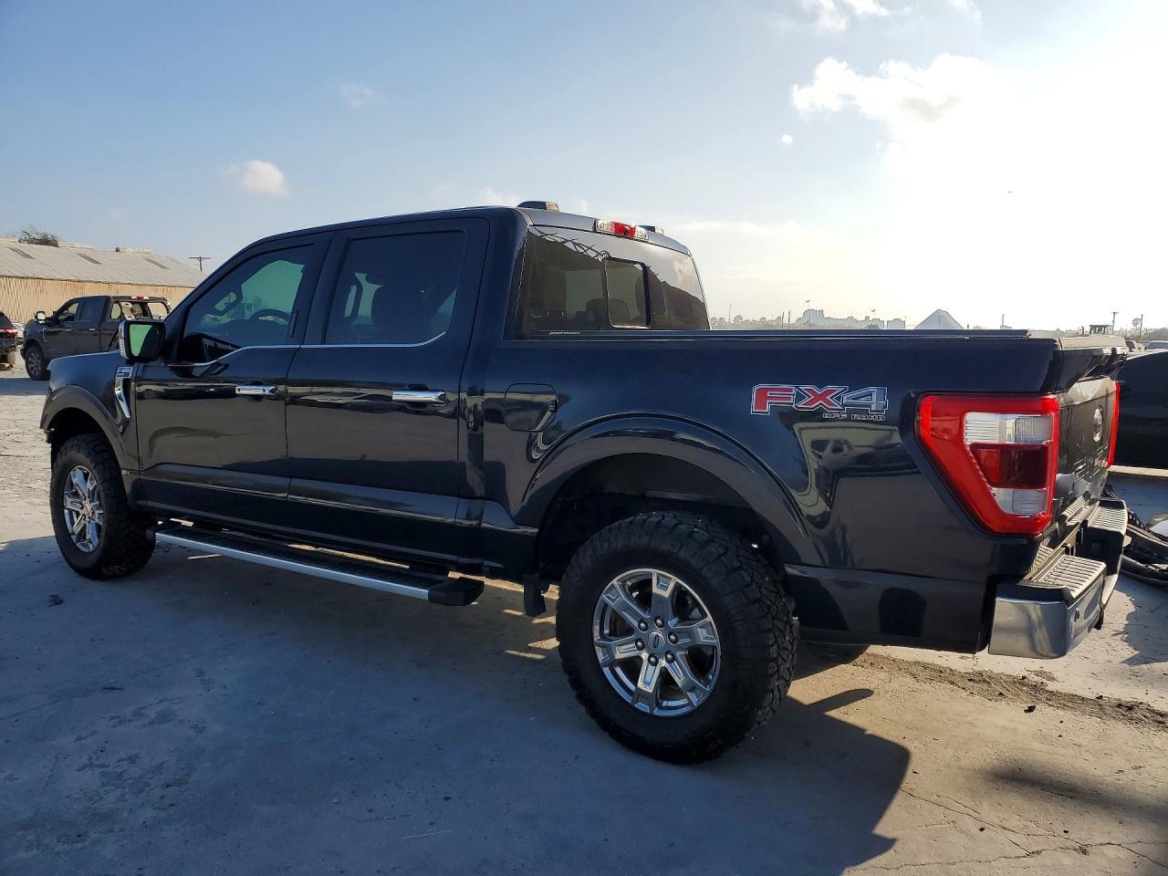 2022 Ford F150 Supercrew - Фото 2