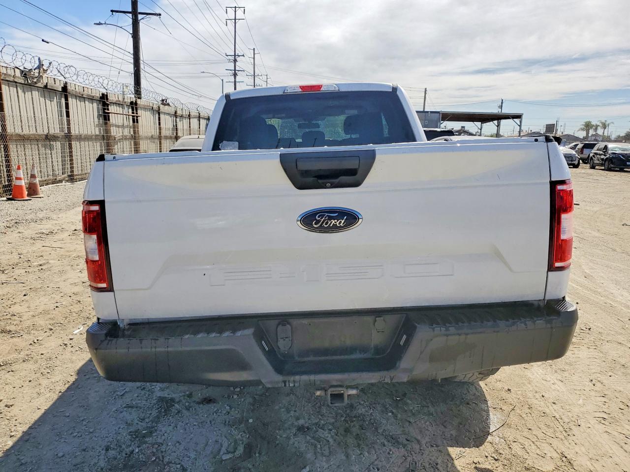 2020 Ford F150 Super Cab - Фото 6