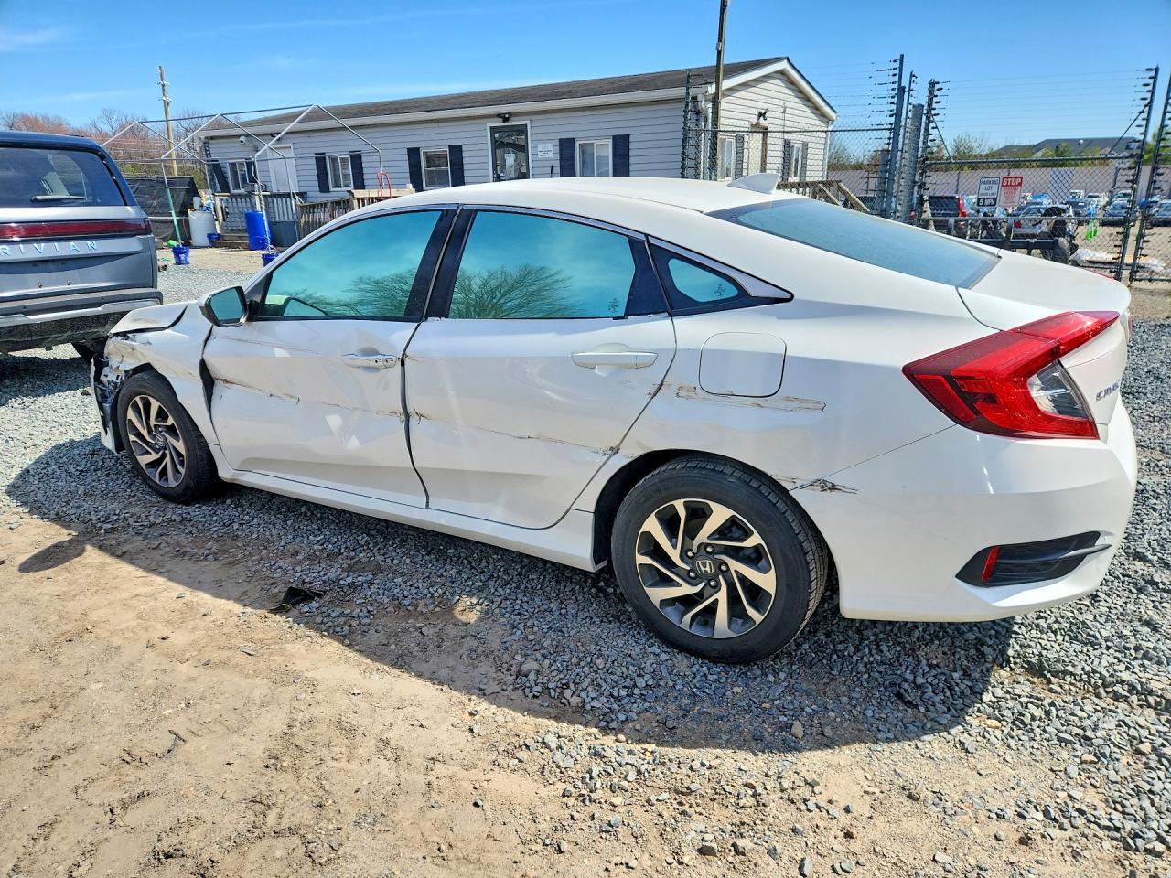 2017 Honda Civic Ex - Фото 2