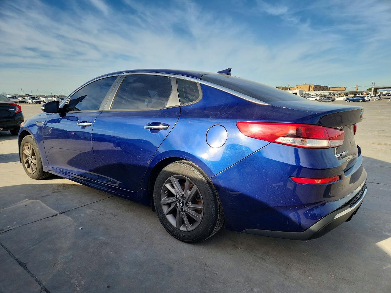 2020 Kia Optima Lx - Фото 2