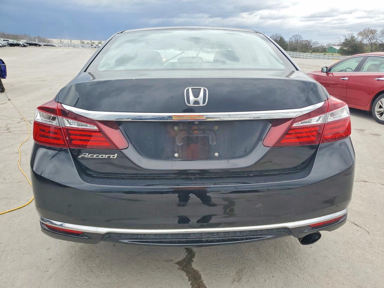 2017 Honda Accord Lx - Фото 6