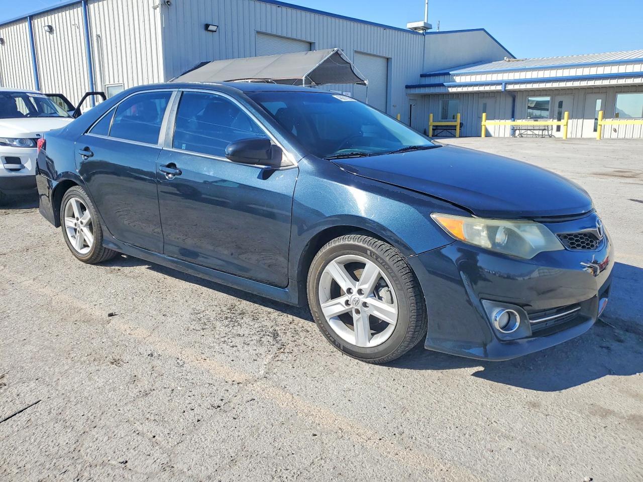 2013 Toyota Camry Se - Фото 4