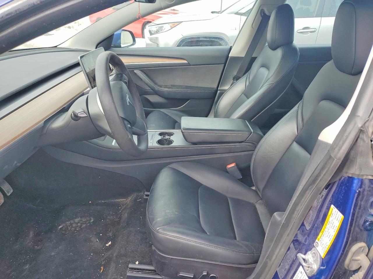 2022 Tesla Model 3 - Фото 7