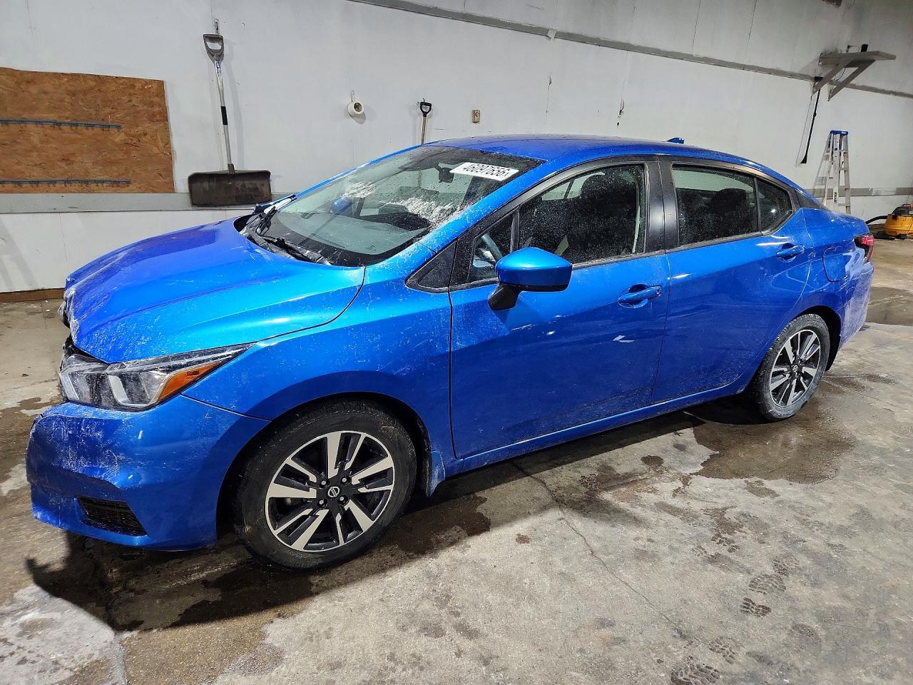 2022 Nissan Versa Sv