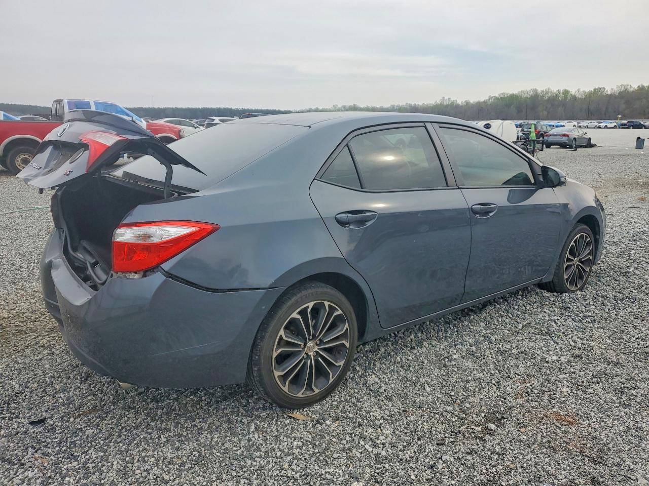 2014 Toyota Corolla S Plus - Фото 3