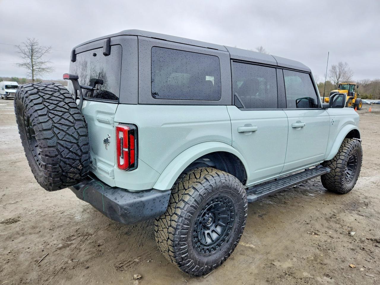 2024 Ford Bronco Outer Banks - Фото 3