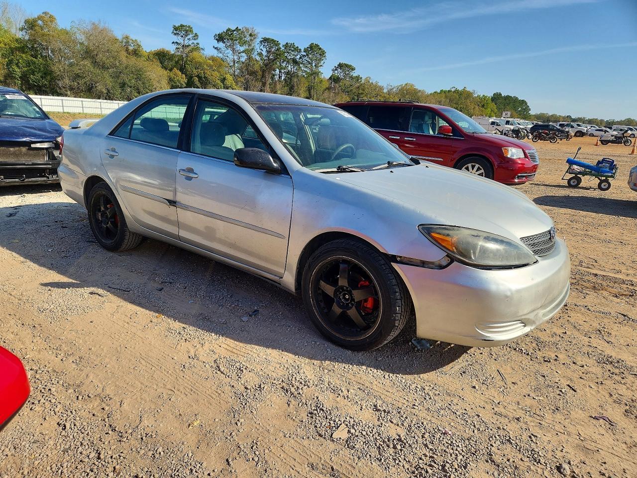 2003 Toyota Camry Le - Image 4