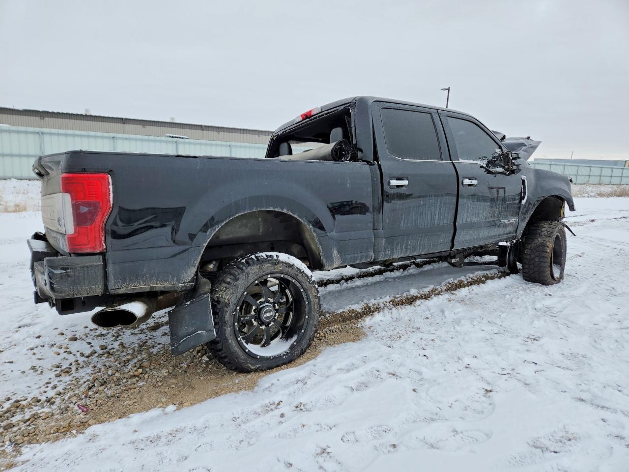 2017 Ford F250 Super Duty - Image 3