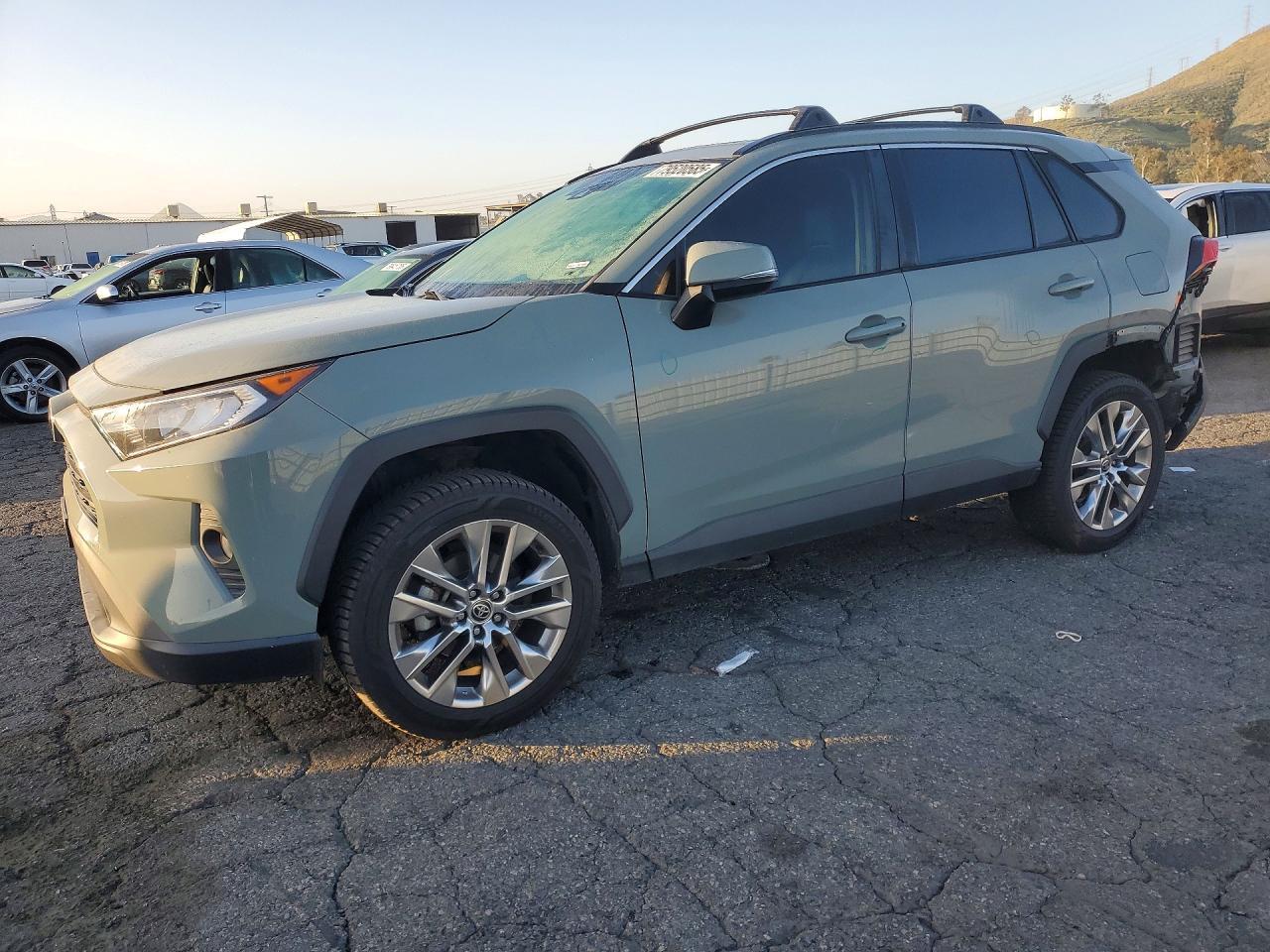 2021 Toyota Rav4 Xle Premium