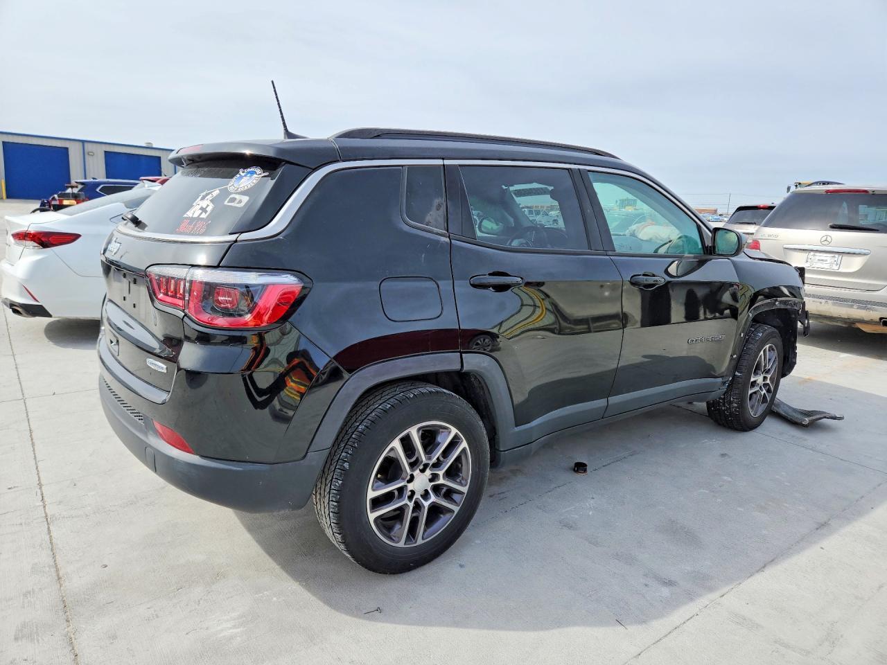 2017 Jeep Compass Latitude - Фото 3