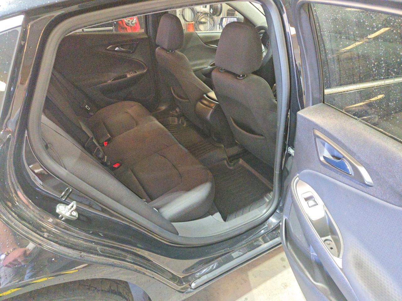 2018 Chevrolet Malibu Ls - Фото 6