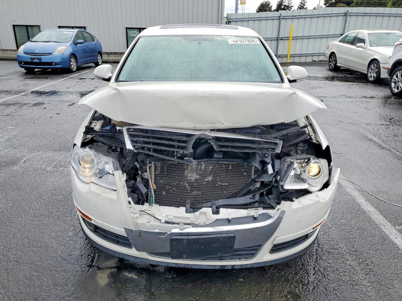 2010 Volkswagen Passat Komfort - Фото 5