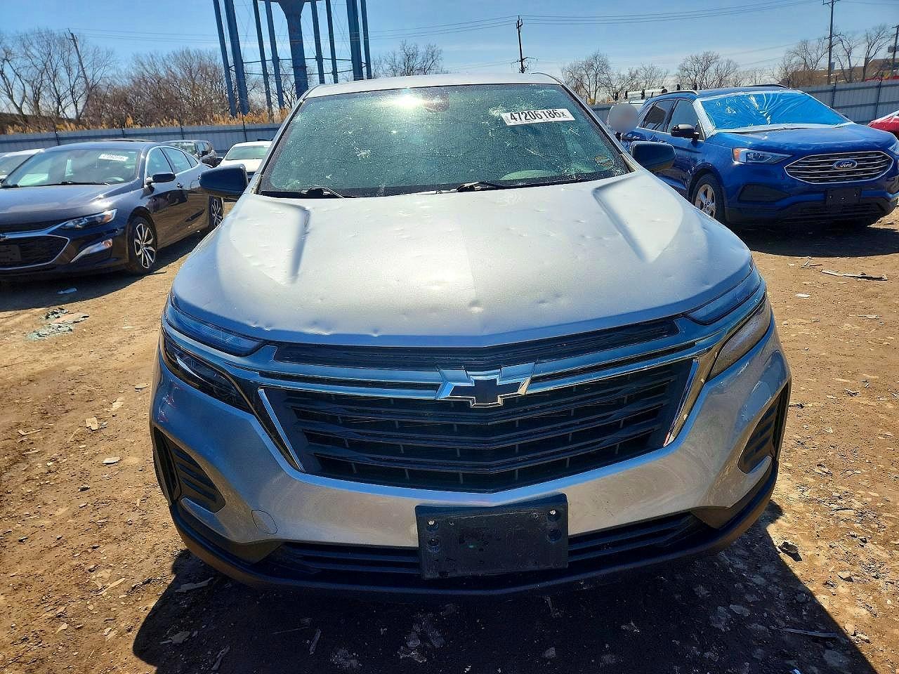 2023 Chevrolet Equinox Ls - Image 5