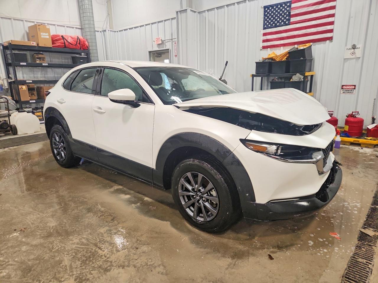 2025 Mazda Cx-30 - Image 4