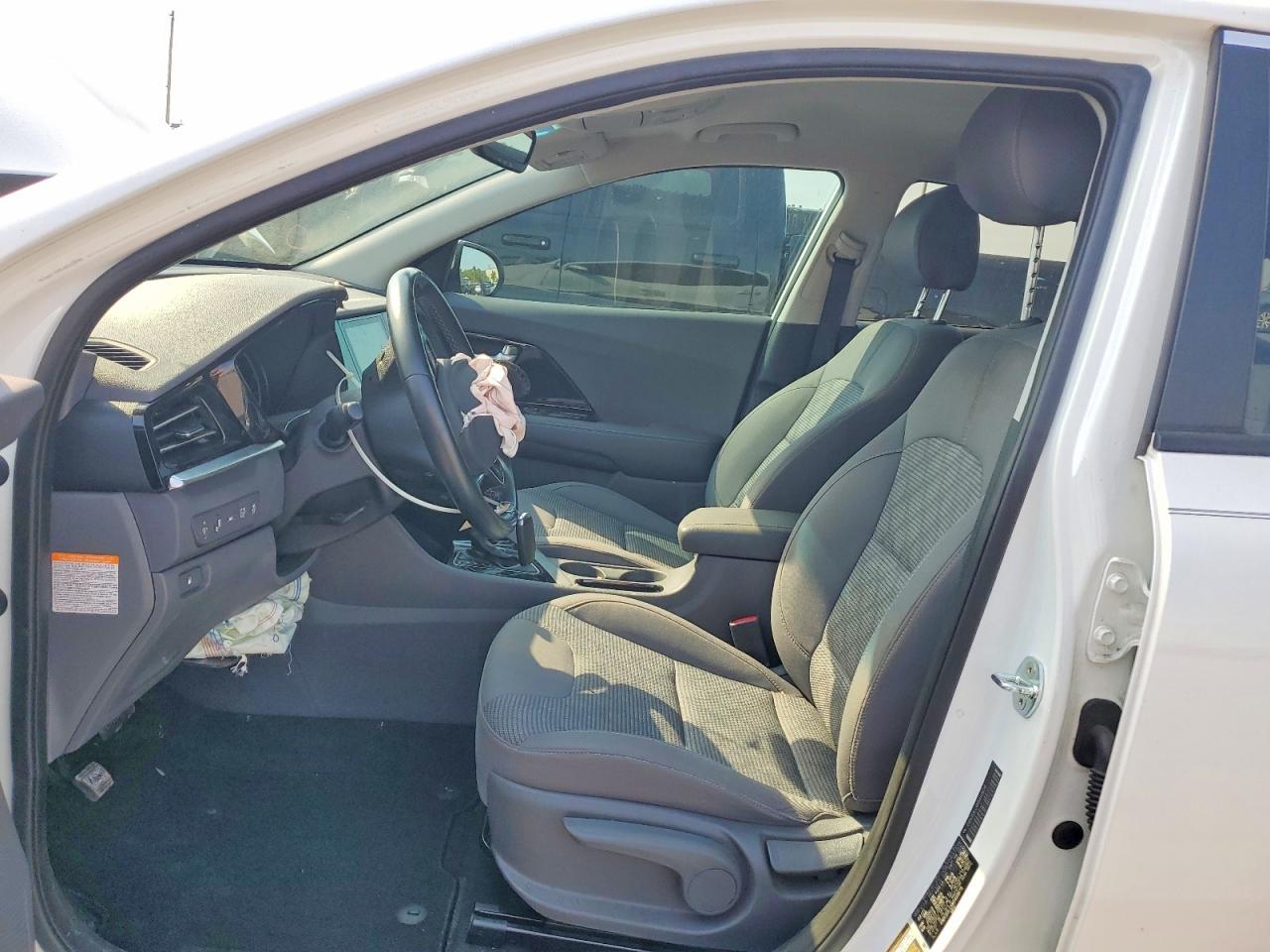 2021 Kia Niro Lxs - Фото 7