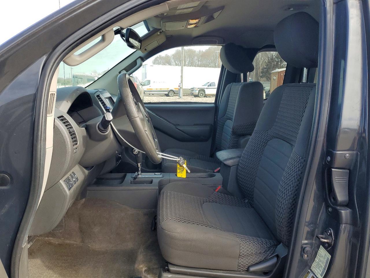 2014 Nissan Frontier Sv V6 - Image 7