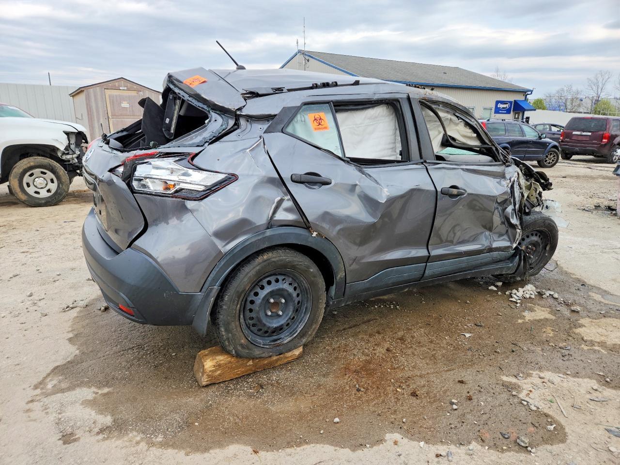 2019 Nissan Kicks S - Фото 3