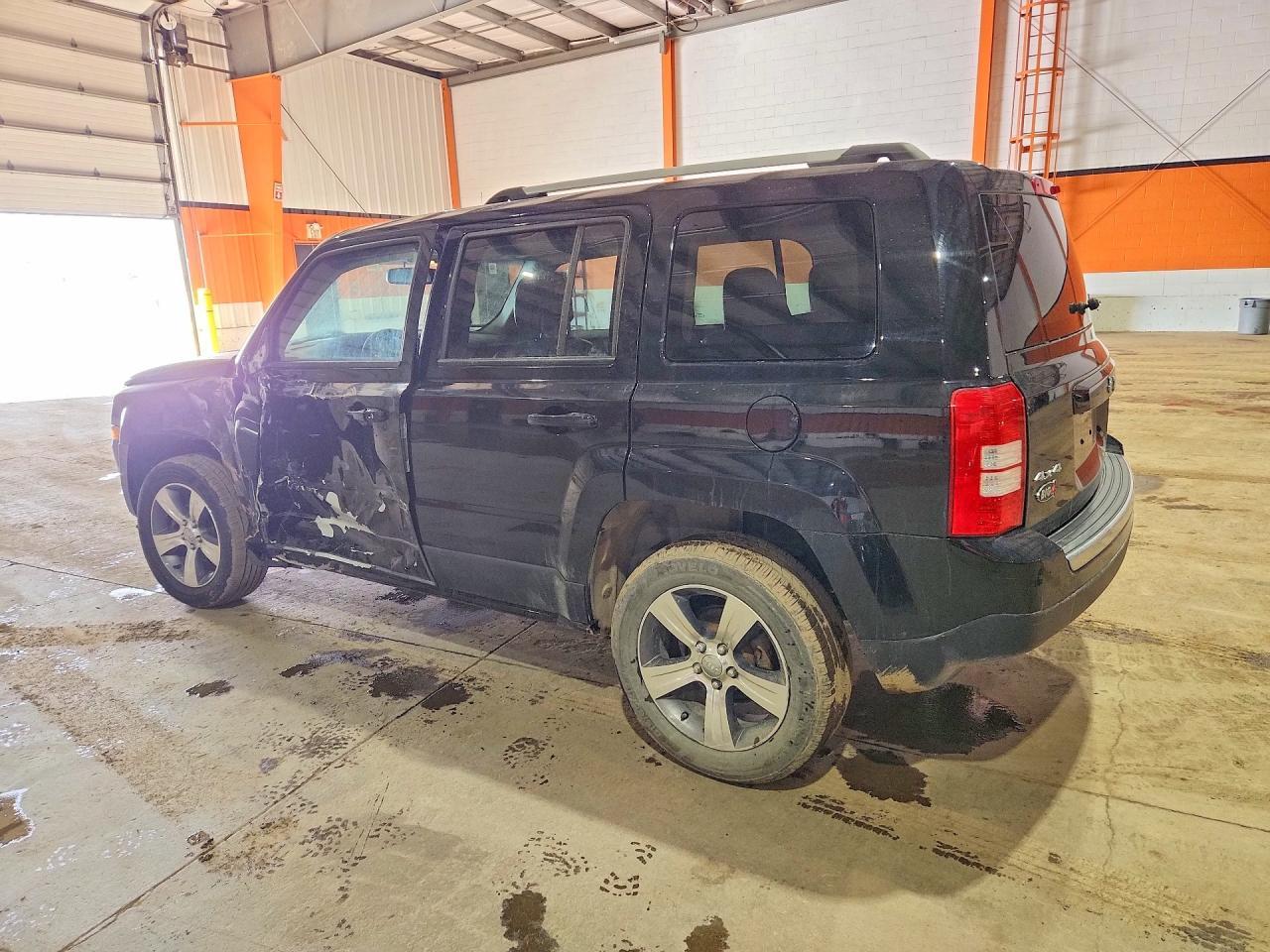 2016 Jeep Patriot - Фото 2