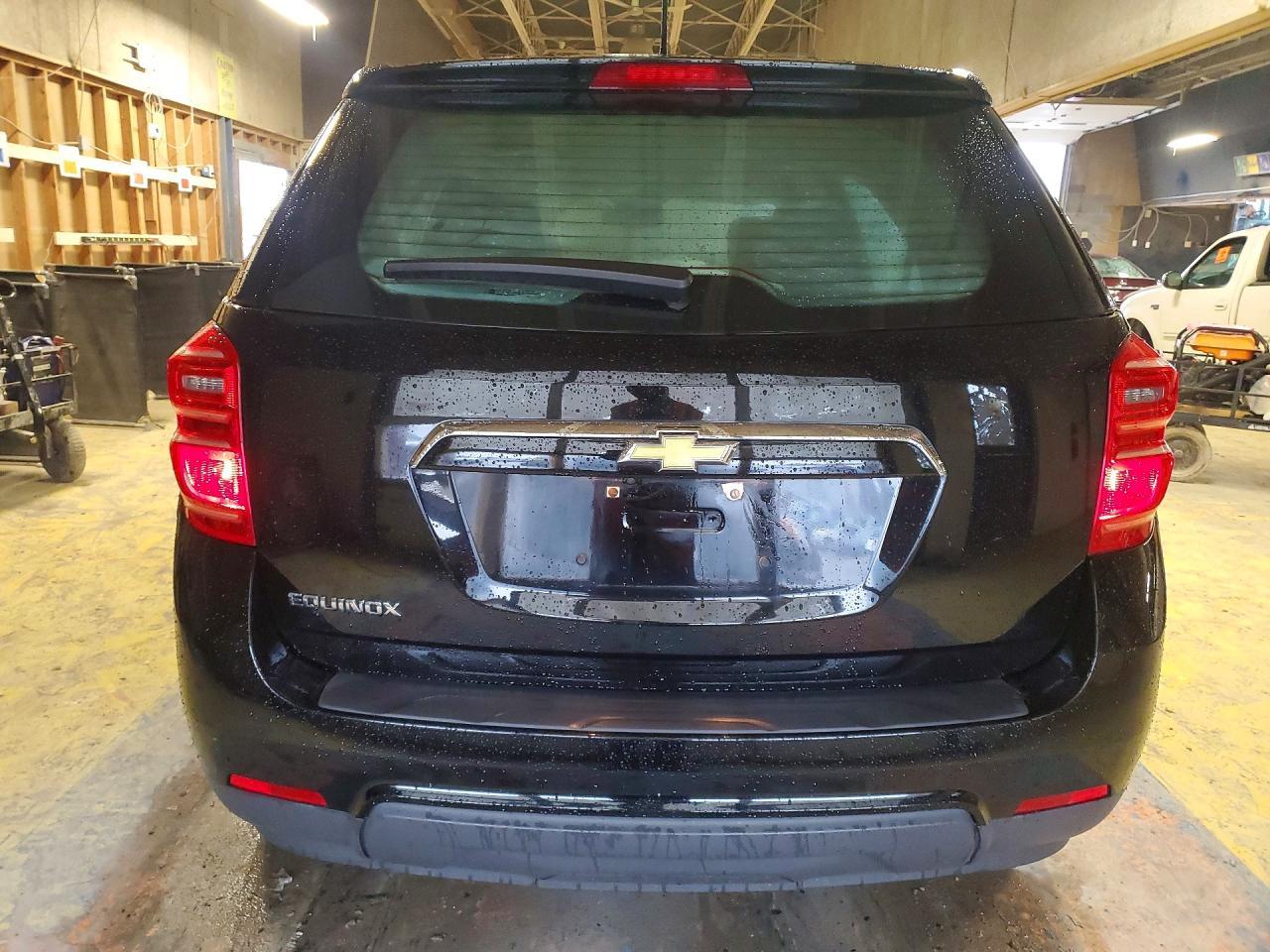 2017 Chevrolet Equinox Ls - Image 6