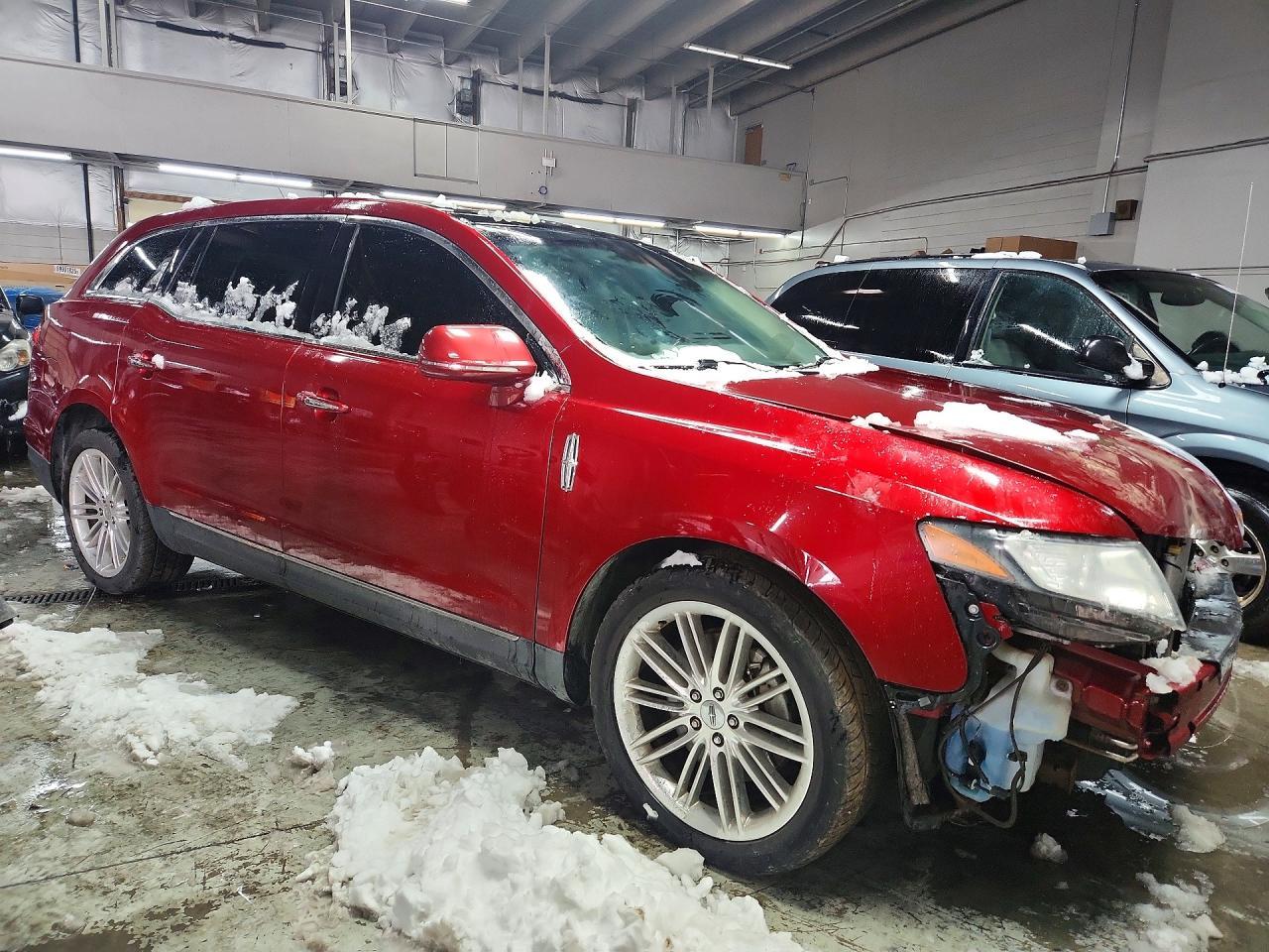 2013 Lincoln Mkt - Фото 4
