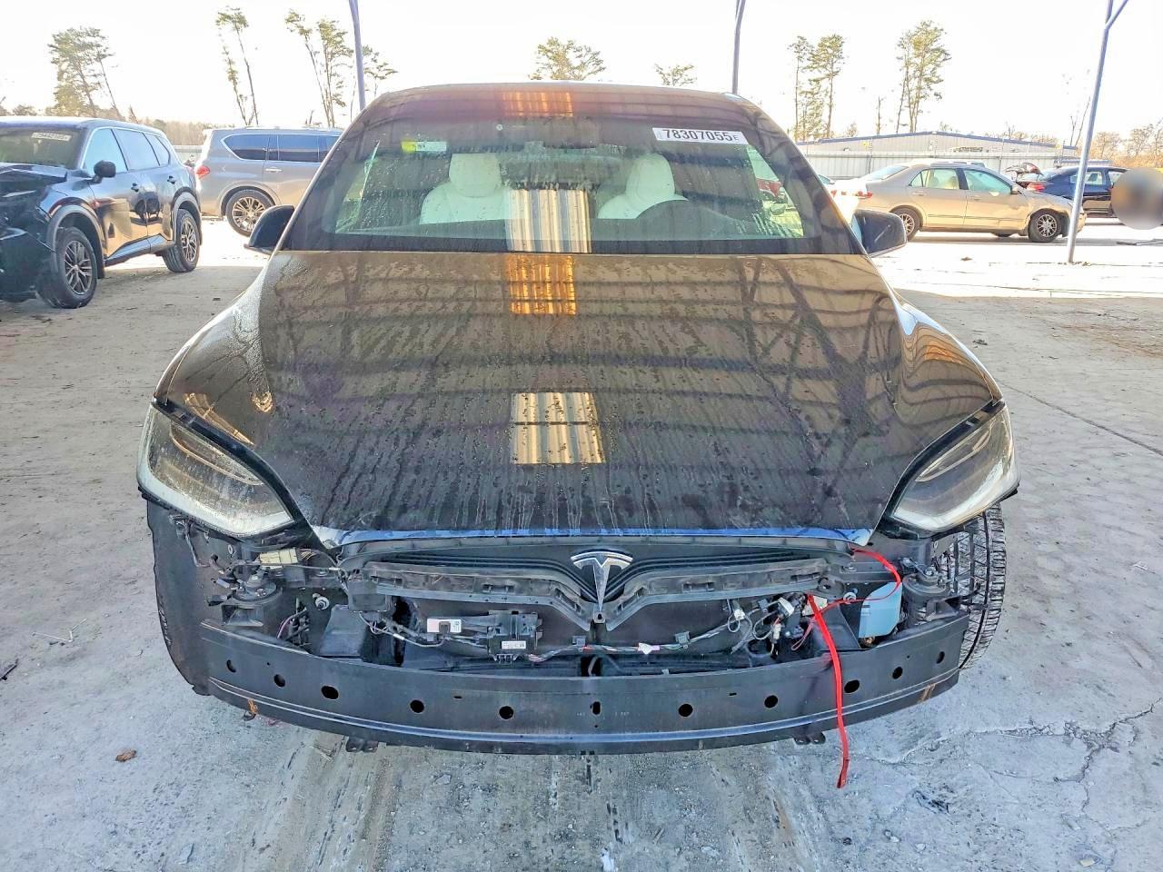 2017 Tesla Model X - Фото 5