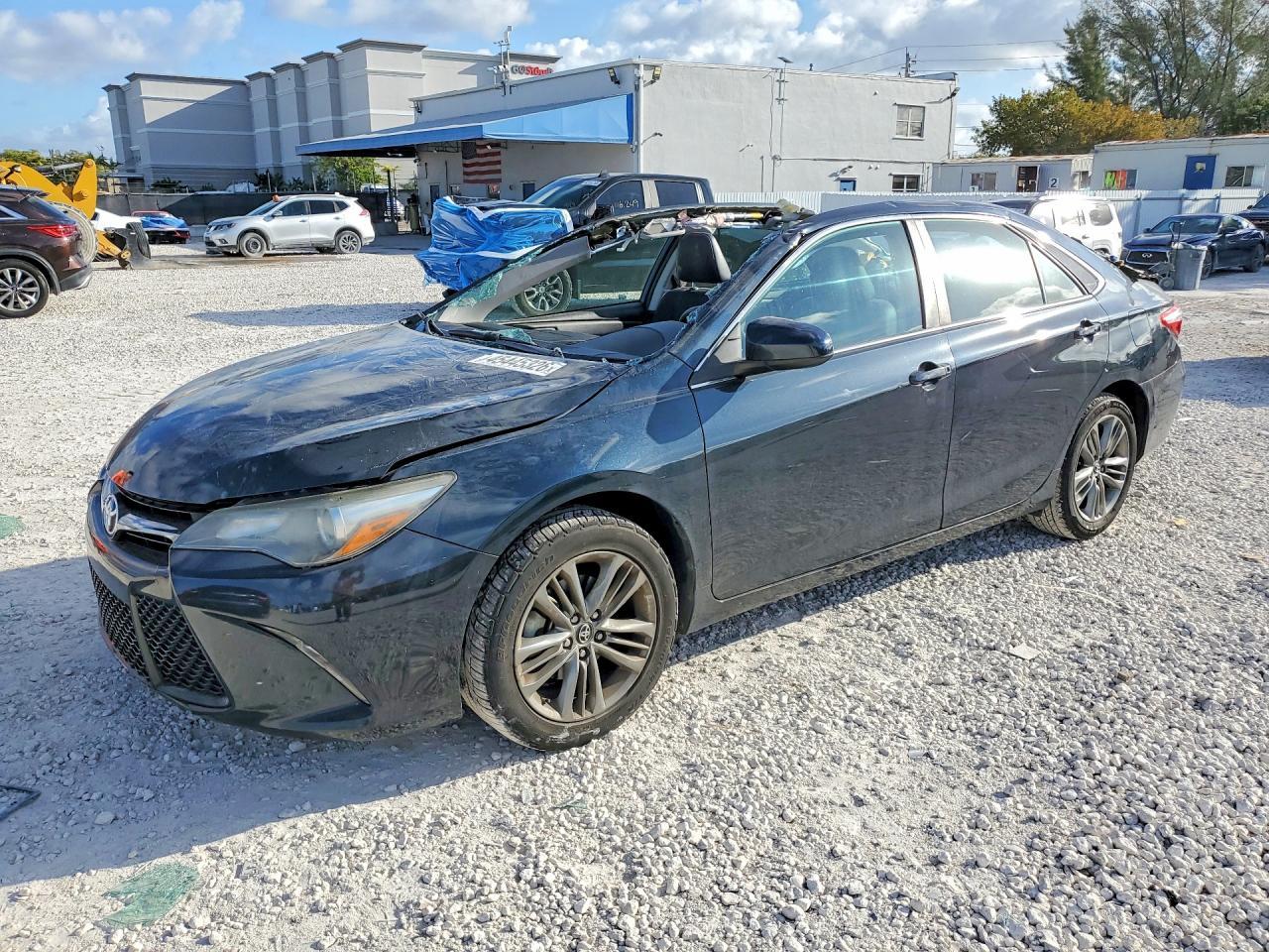 2016 Toyota Camry Se