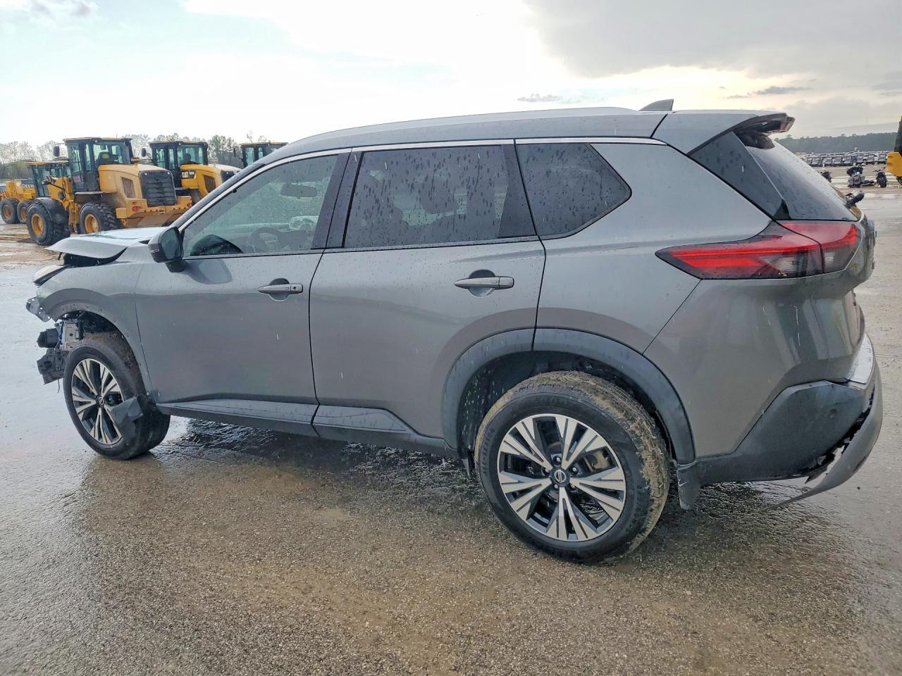 2021 Nissan Rogue Sv - Фото 2