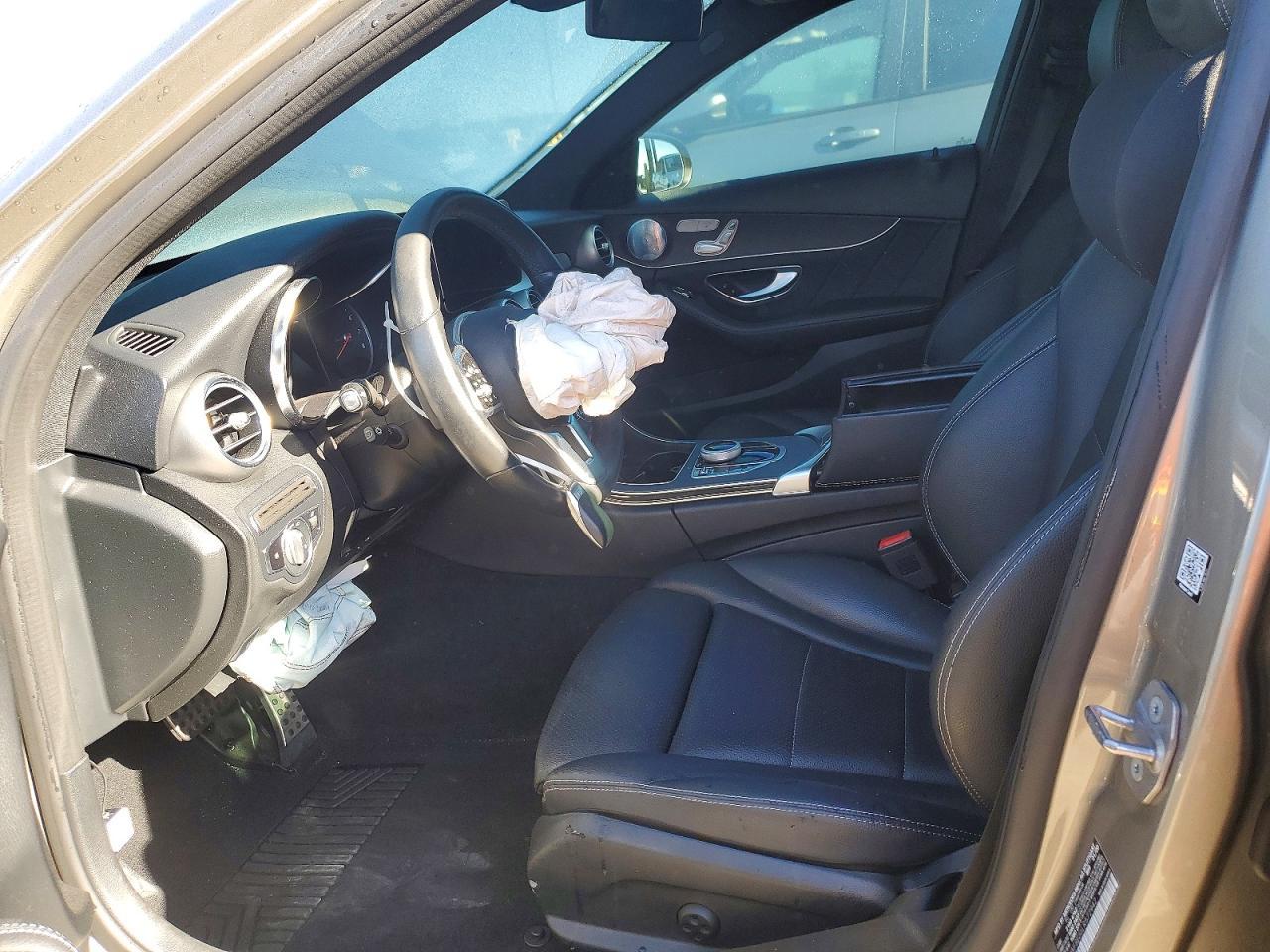 2020 Mercedes-Benz C 300 4Matic - Фото 7