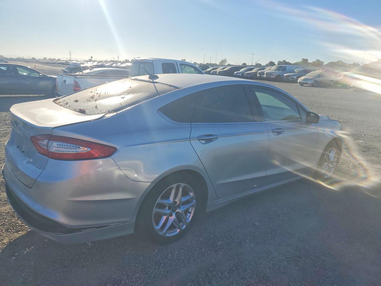 2013 Ford Fusion - Фото 3